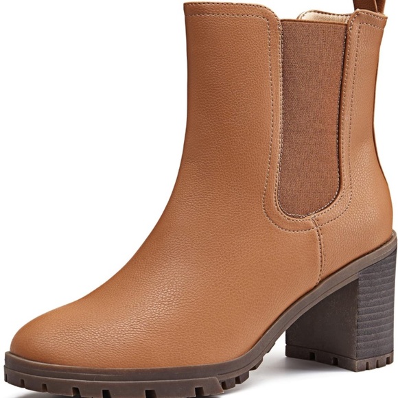 Womens Chelsea Ankle Boots Slip on Chunky Block - Picture 1 of 5